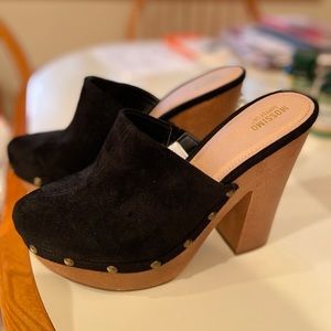 Black suede clogs/mules